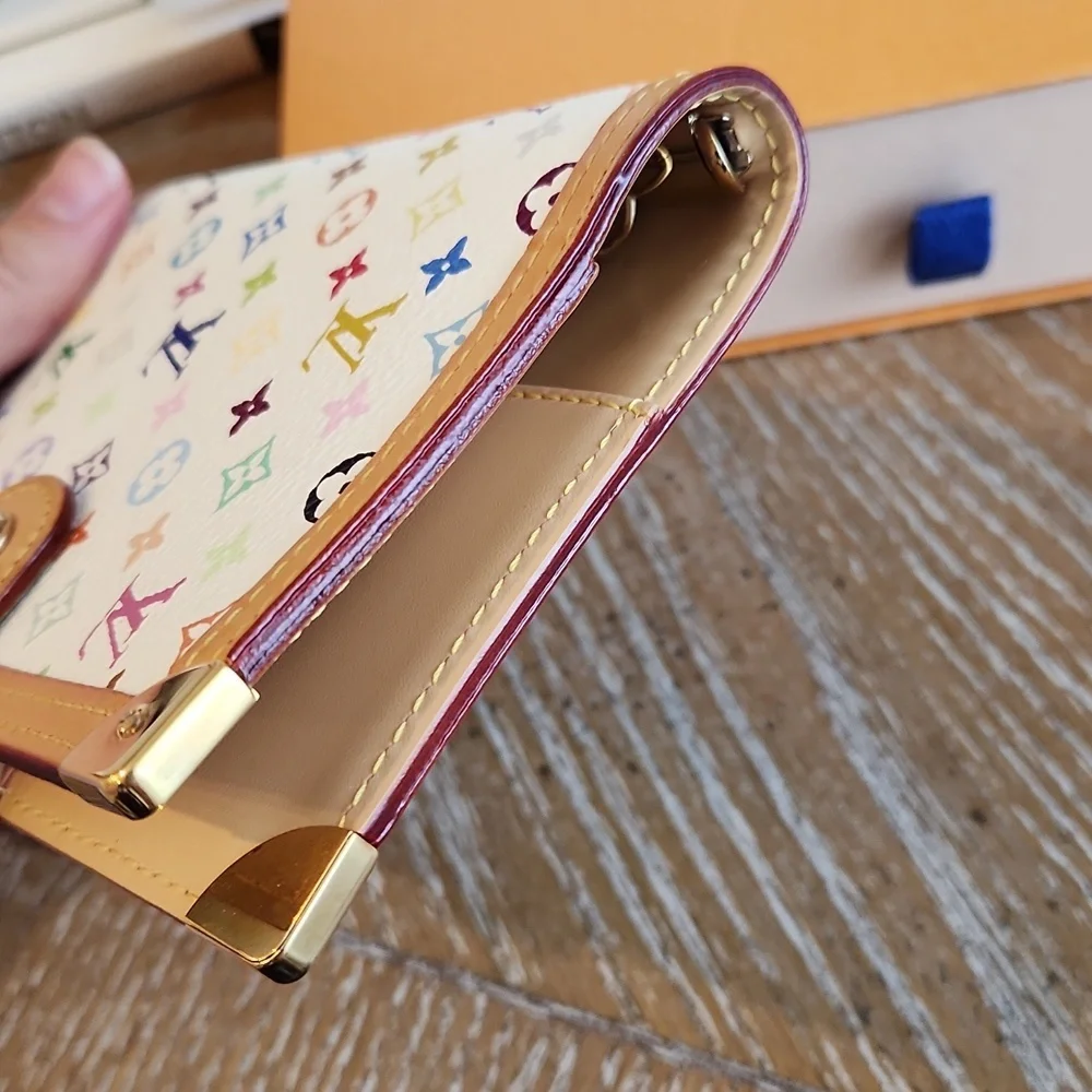 Louis Vuitton Discontinued White Murakami Agenda PM - Picture 6 of 11
